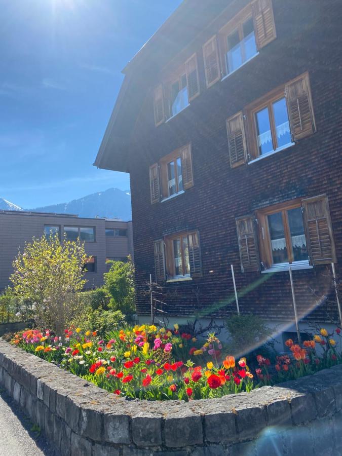 Mama Kaethe - Apartments Nenzing Exterior foto