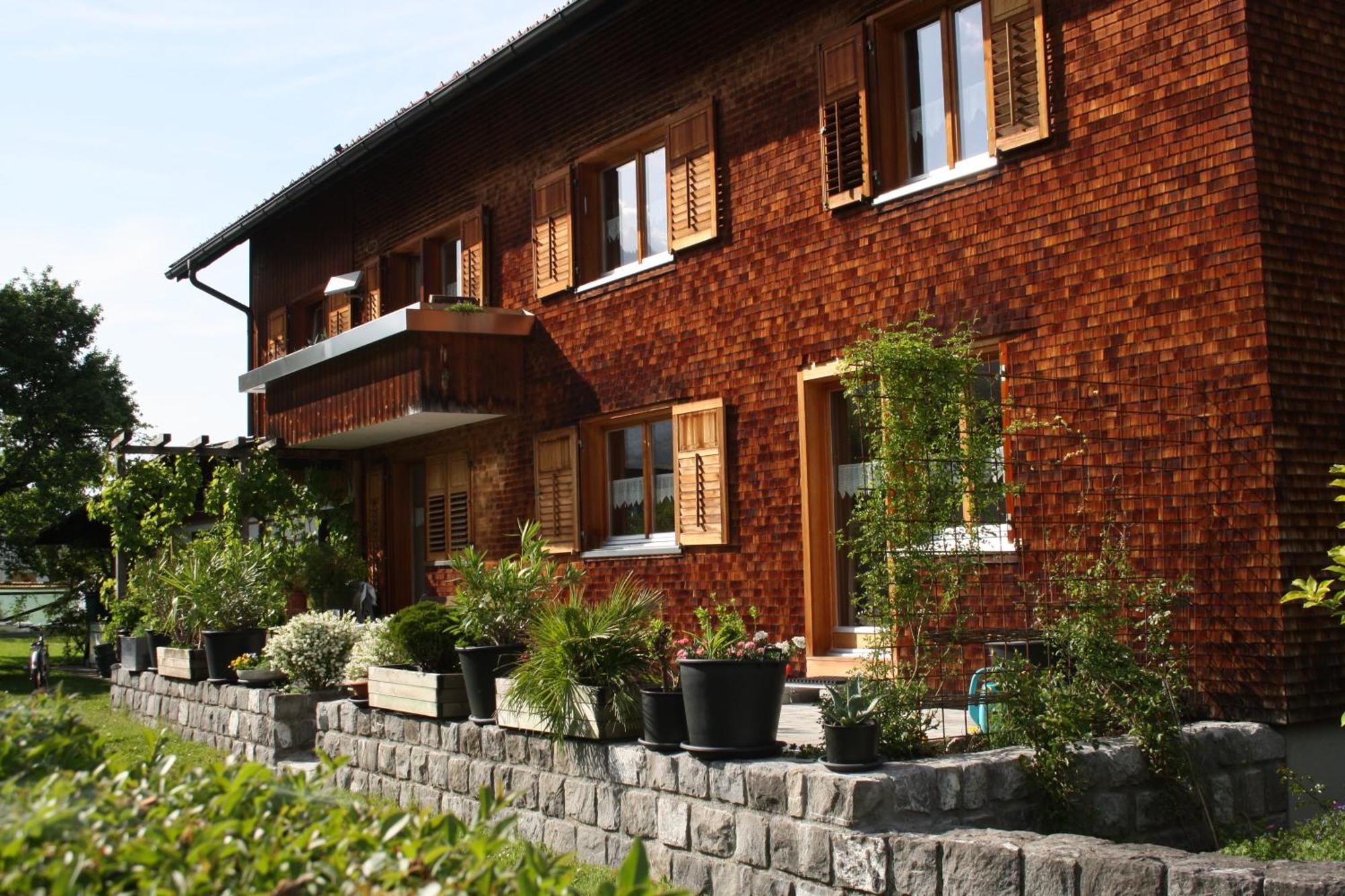 Mama Kaethe - Apartments Nenzing Exterior foto